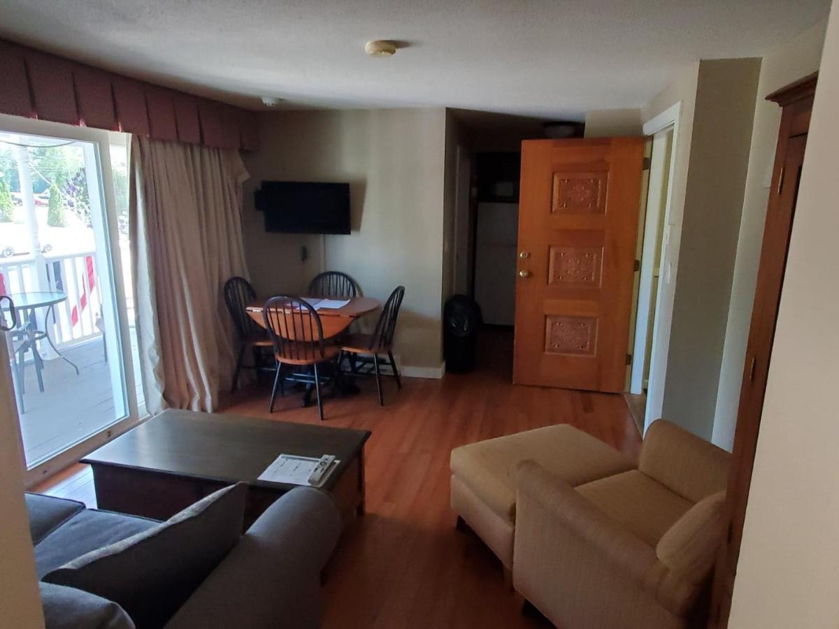 Windrifter Resort Wolfeboro Eksteriør billede