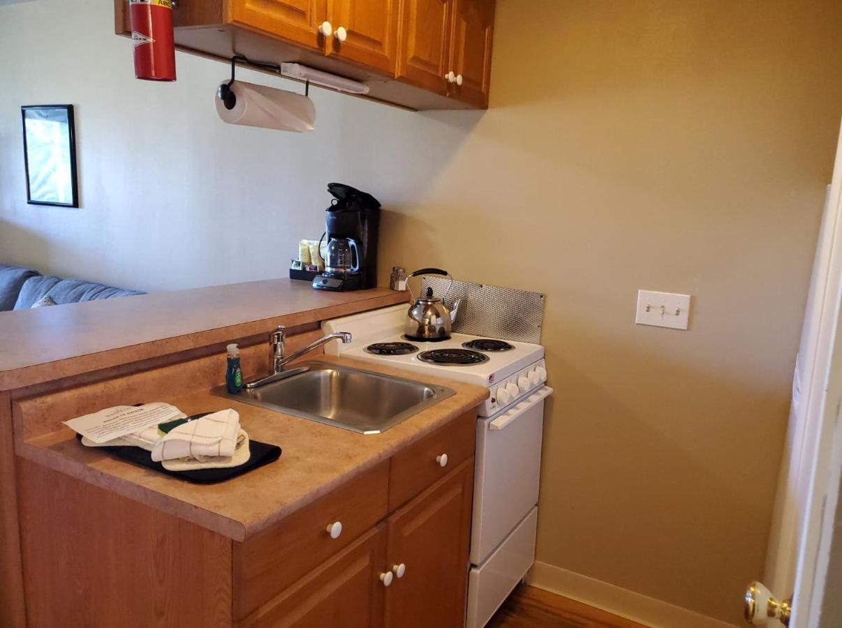 Windrifter Resort Wolfeboro Eksteriør billede